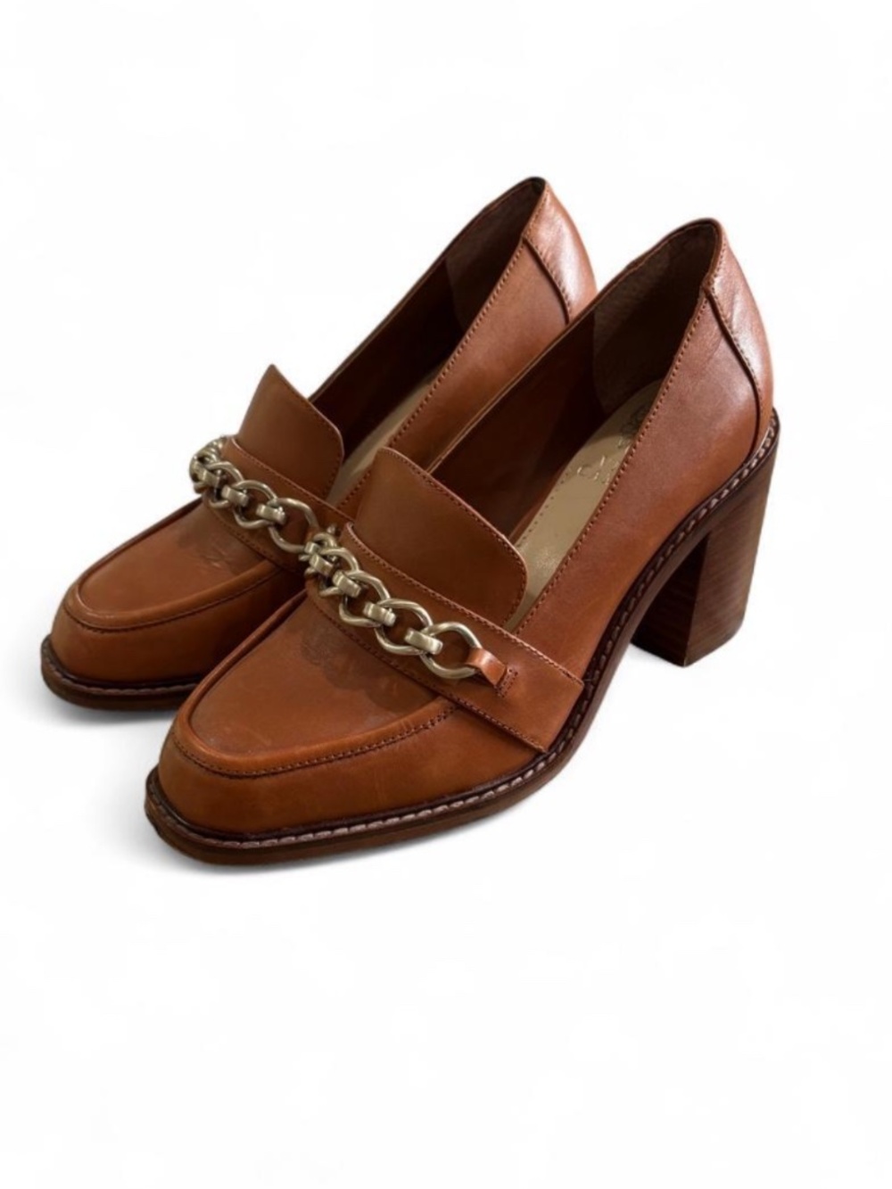 Vince Camuto 90s Academia Vibes Heeled Chain Loafers  6.5